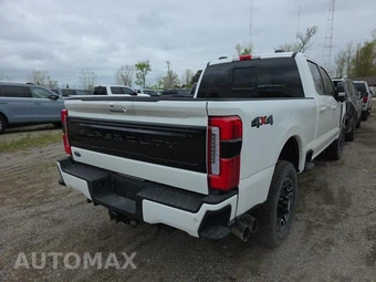 2026 Ford Super Duty F-250 Platinum Crew Cab Medium Bed - miniatura 4