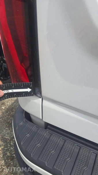 2026 Ford Super Duty F-250 Platinum Crew Cab Medium Bed - miniatura 20