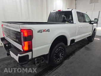2026 Ford Super Duty F-250 Platinum Crew Cab Medium Bed - miniatura 4