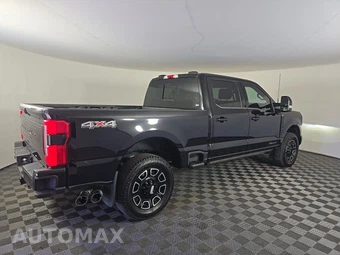 2026 Ford Super Duty F-250 Platinum Crew Cab Medium Bed - miniatura 4