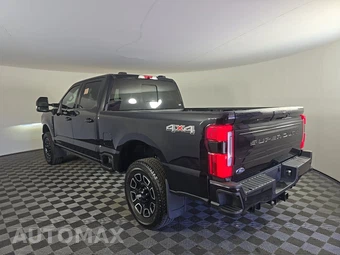 2026 Ford Super Duty F-250 Platinum Crew Cab Medium Bed - miniatura 6
