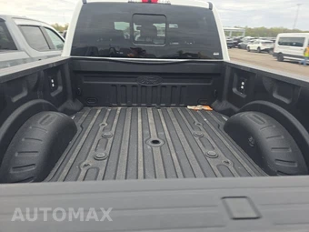 2026 Ford Super Duty F-250 Platinum Crew Cab Medium Bed - miniatura 16