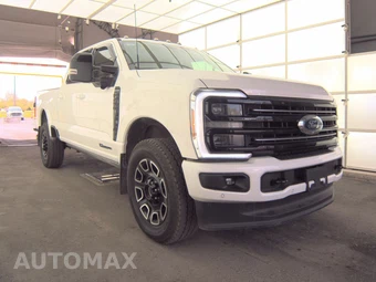 2026 Ford Super Duty F-250 Platinum Crew Cab Medium Bed - miniatura 3