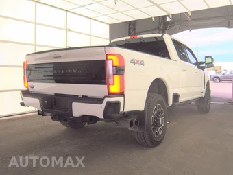 2026 Ford Super Duty F-250 Platinum Crew Cab Medium Bed - miniatura 4