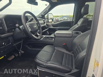 2026 Ford Super Duty F-250 Platinum Crew Cab Medium Bed - miniatura 7