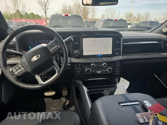 2026 Ford Super Duty F-250 Platinum Crew Cab Medium Bed - miniatura 14