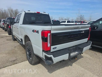 2026 Ford Super Duty F-250 Platinum Crew Cab Medium Bed - miniatura 6
