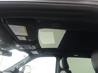 2026 Ford Super Duty F-250 Platinum Crew Cab Medium Bed - miniatura 17