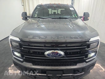 2026 Ford Super Duty F-250 Platinum Crew Cab Medium Bed - miniatura 2