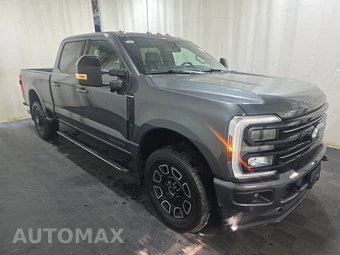 2026 Ford Super Duty F-250 Platinum Crew Cab Medium Bed - miniatura 3