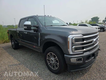 2026 Ford Super Duty F-250 Platinum Crew Cab Medium Bed - miniatura 4