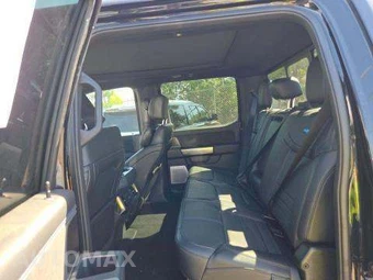 2026 Ford Super Duty F-250 Platinum Crew Cab Medium Bed - miniatura 13