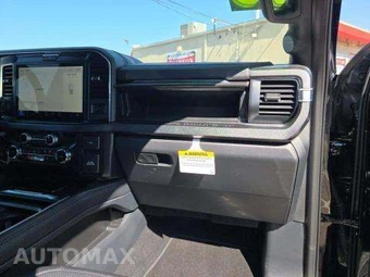 2026 Ford Super Duty F-250 Platinum Crew Cab Medium Bed - miniatura 19