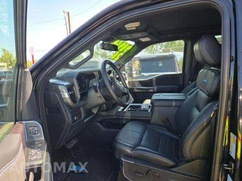 2026 Ford Super Duty F-250 Platinum Crew Cab Medium Bed - miniatura 6
