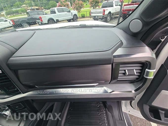 2026 Ford Super Duty F-250 Platinum Crew Cab Medium Bed - miniatura 16