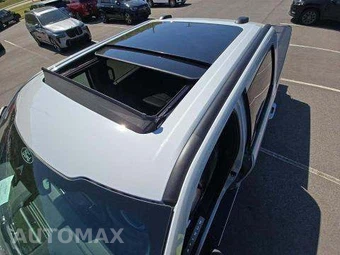 2026 Ford Super Duty F-250 Platinum Crew Cab Medium Bed - miniatura 13