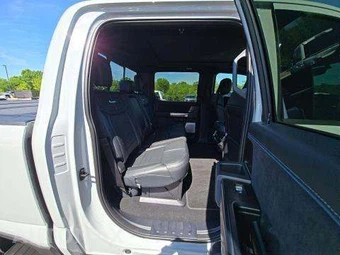 2026 Ford Super Duty F-250 Platinum Crew Cab Medium Bed - miniatura 17