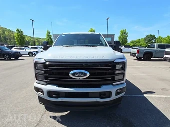 2026 Ford Super Duty F-250 Platinum Crew Cab Medium Bed - miniatura 2