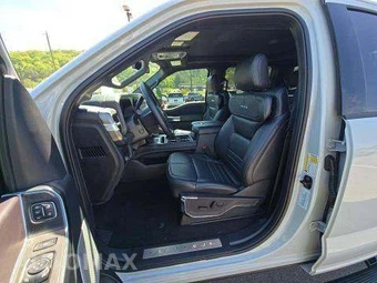 2026 Ford Super Duty F-250 Platinum Crew Cab Medium Bed - miniatura 7