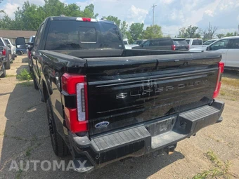 2026 Ford Super Duty F-250 Platinum Crew Cab Medium Bed - miniatura 5