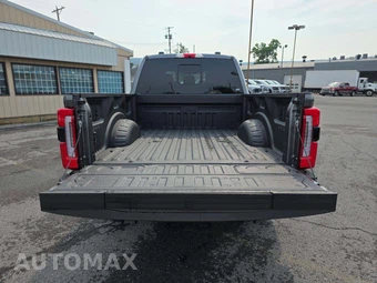 2026 Ford Super Duty F-250 Platinum Crew Cab Medium Bed - miniatura 11