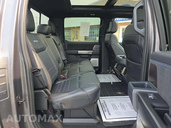 2026 Ford Super Duty F-250 Platinum Crew Cab Medium Bed - miniatura 13