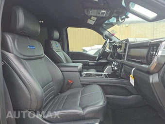 2026 Ford Super Duty F-250 Platinum Crew Cab Medium Bed - miniatura 8