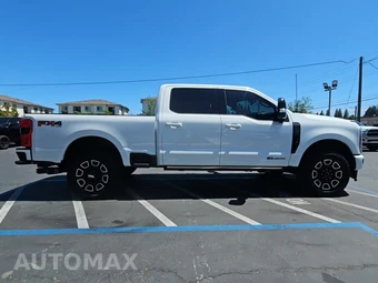 2026 Ford Super Duty F-250 Platinum Crew Cab Medium Bed - miniatura 5