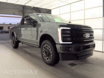 2026 Ford Super Duty F-250 Platinum Crew Cab Medium Bed - miniatura 3