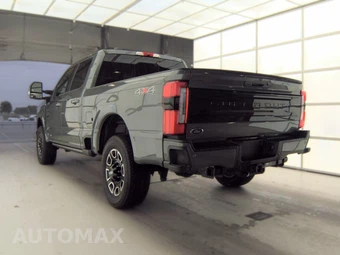 2026 Ford Super Duty F-250 Platinum Crew Cab Medium Bed - miniatura 6