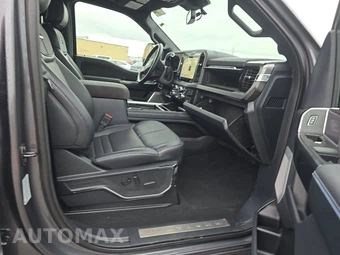 2026 Ford Super Duty F-250 Platinum Crew Cab Medium Bed - miniatura 8