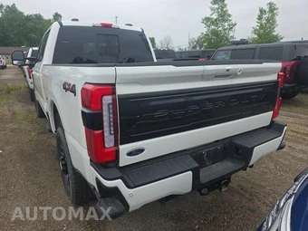 2026 Ford Super Duty F-250 Platinum Crew Cab Medium Bed - miniatura 5