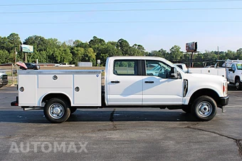 2026 Ford Super Duty F-250 XL Crew Cab Long Bed - miniatura 10