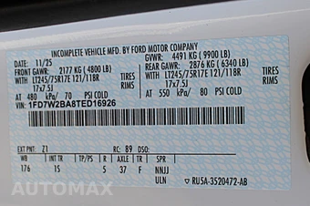 2026 Ford Super Duty F-250 XL Crew Cab Long Bed - miniatura 28