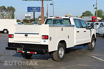 2026 Ford Super Duty F-250 XL Crew Cab Long Bed - miniatura 5