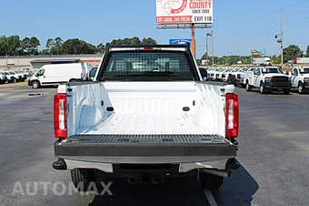 2026 Ford Super Duty F-250 XL Crew Cab Long Bed - miniatura 10