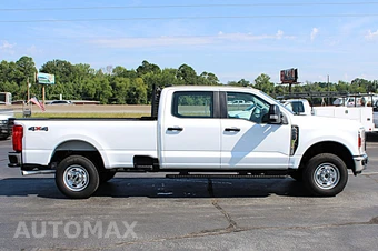 2026 Ford Super Duty F-250 XL Crew Cab Long Bed - miniatura 6
