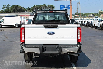 2026 Ford Super Duty F-250 XL Crew Cab Long Bed - miniatura 9