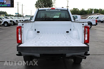 2026 Ford Super Duty F-250 XL Crew Cab Long Bed - miniatura 10