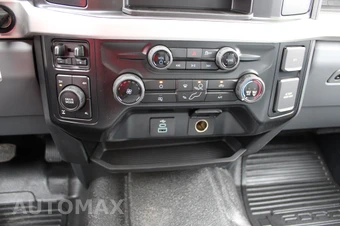2026 Ford Super Duty F-250 XL Crew Cab Long Bed - miniatura 24