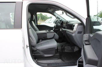 2026 Ford Super Duty F-250 XL Crew Cab Long Bed - miniatura 29
