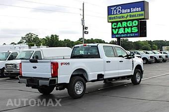 2026 Ford Super Duty F-250 XL Crew Cab Long Bed - miniatura 5
