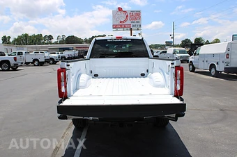 2026 Ford Super Duty F-250 XL Crew Cab Long Bed - miniatura 10