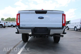 2026 Ford Super Duty F-250 XL Crew Cab Long Bed - miniatura 12