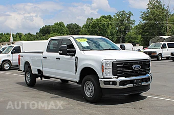 2026 Ford Super Duty F-250 XL Crew Cab Long Bed - miniatura 2