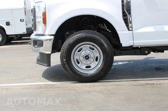2026 Ford Super Duty F-250 XL Crew Cab Long Bed - miniatura 31