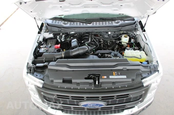 2026 Ford Super Duty F-250 XL Crew Cab Long Bed - miniatura 45