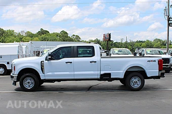2026 Ford Super Duty F-250 XL Crew Cab Long Bed - miniatura 6