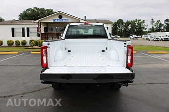 2026 Ford Super Duty F-250 XL Crew Cab Long Bed - miniatura 10