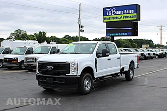 2026 Ford Super Duty F-250 XL Crew Cab Long Bed - miniatura 2